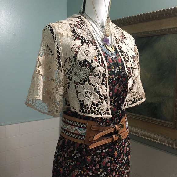 90's Vintage Italian Sisley Floral Dress - Picture 4 of 8